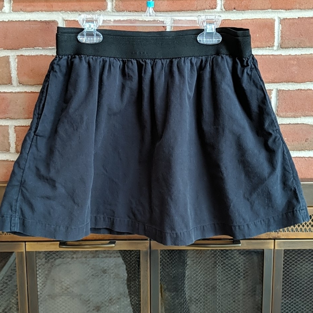 Black Old Navy Skater Skirt